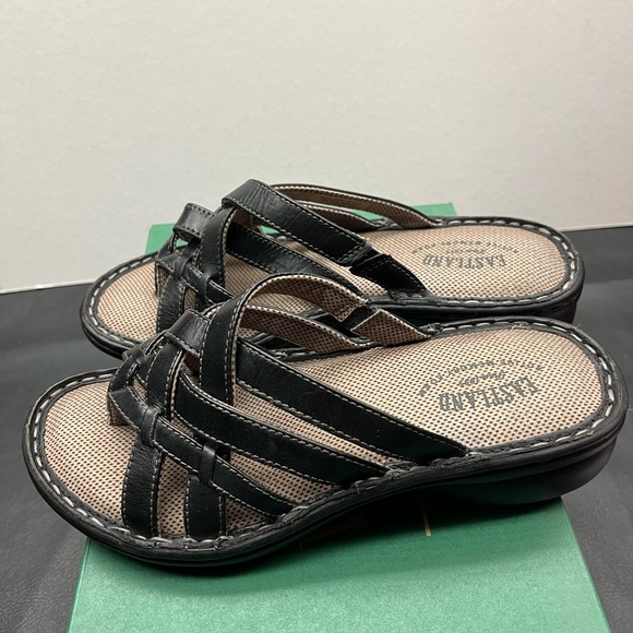 Woman’s Eastland sandals - Size 6 - Brand new in box - Picture 5 of 7